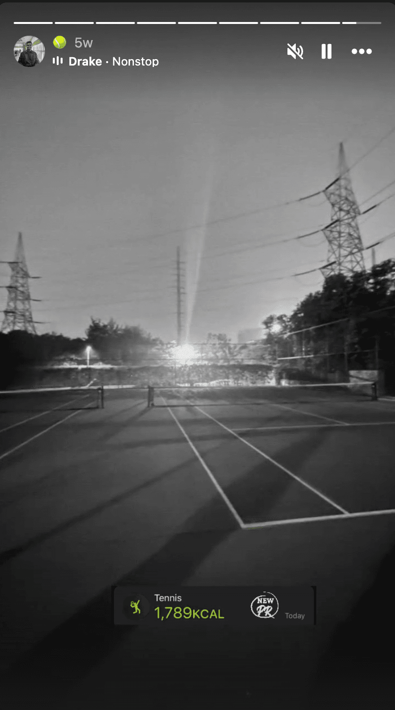 Picture of a tennis court
